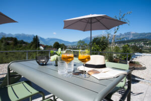 Dachterasse der Business-Apartments mit Ausblick in Feldkirch