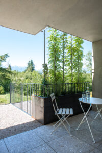 Überdachter Balkon bei der Ferienwohnung in Feldkirch