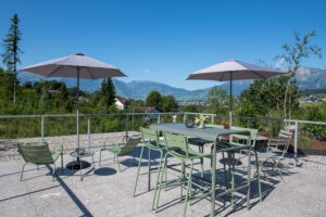 Dachterasse der Ferienwohnungen im Grünen mit Ausblick in Feldkirch