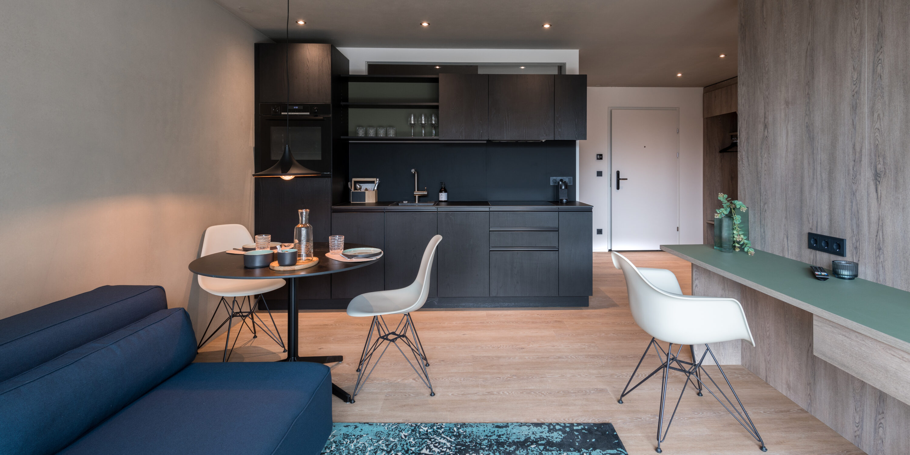 Wohnzimmer des Smart Business-Apartments in Feldkirch.